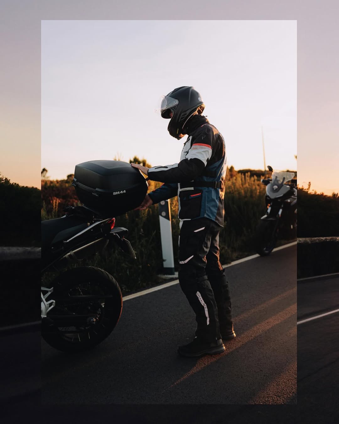 REBELHORN CHAMARRA CUBBY 4 ESTACIONES AZUL GRIS Y ROJO